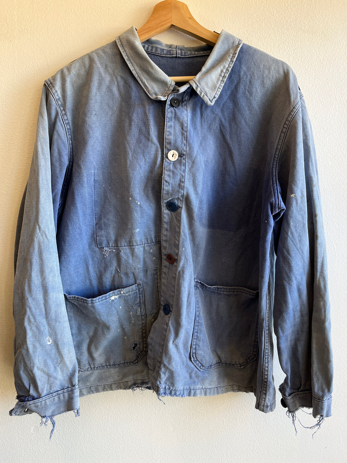 Vintage 1960’s Sun-Faded French Chore Coat - La Lovely Vintage 