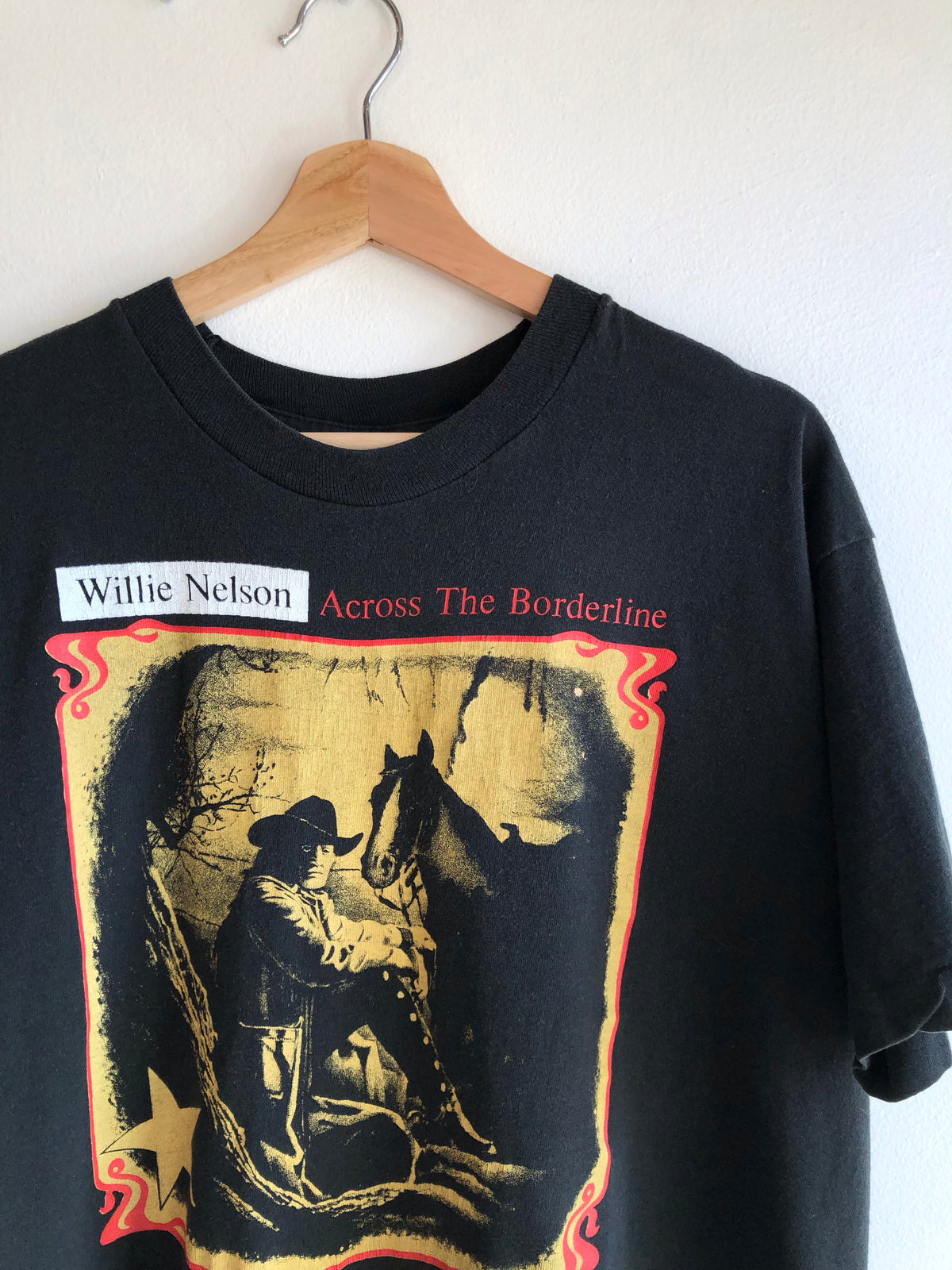 Vintage 1990’s Willie Nelson “Across The Borderline” Tour T-Shirt - La Lovely Vintage 