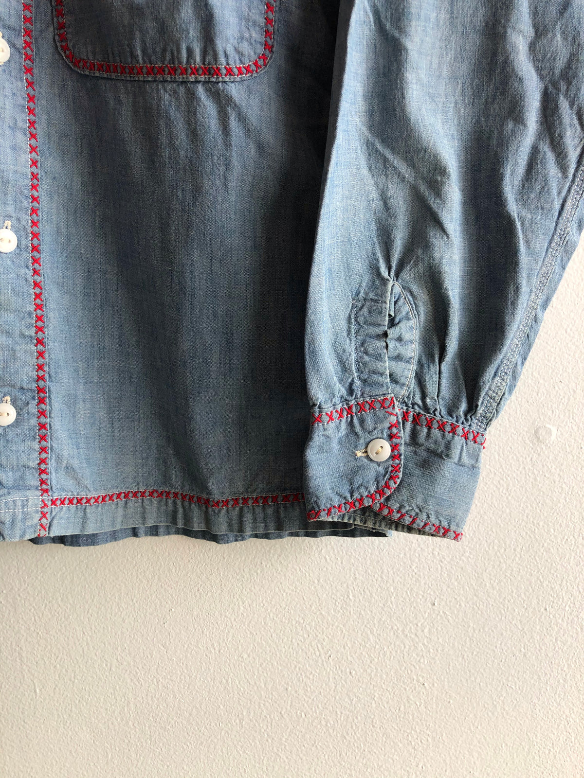 Vintage 1950’s Big Mac Embroidered Chambray Button-Up Shirt - La Lovely Vintage 