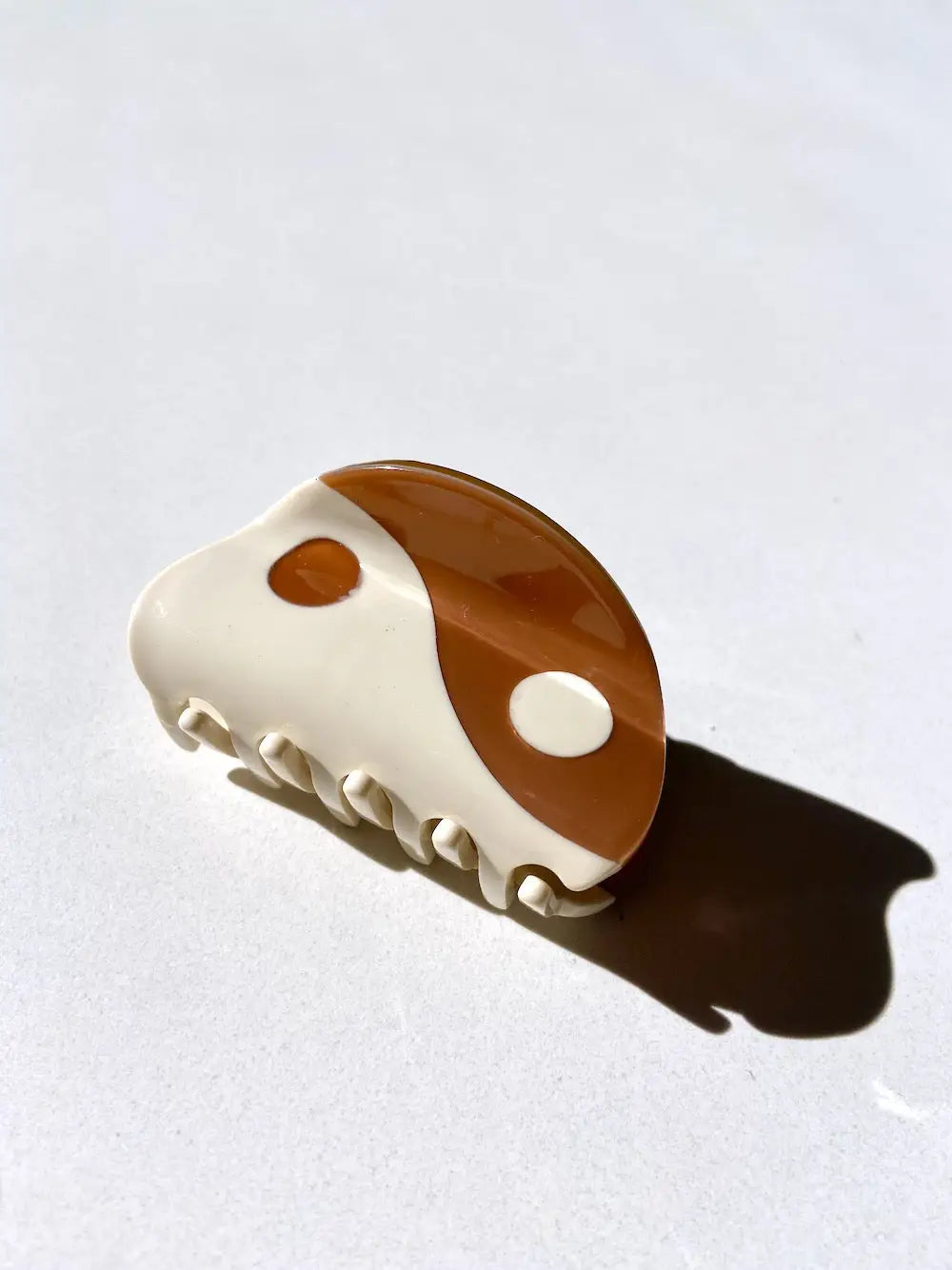 Yin Yang Hair Claw Clip - La Lovely Vintage 