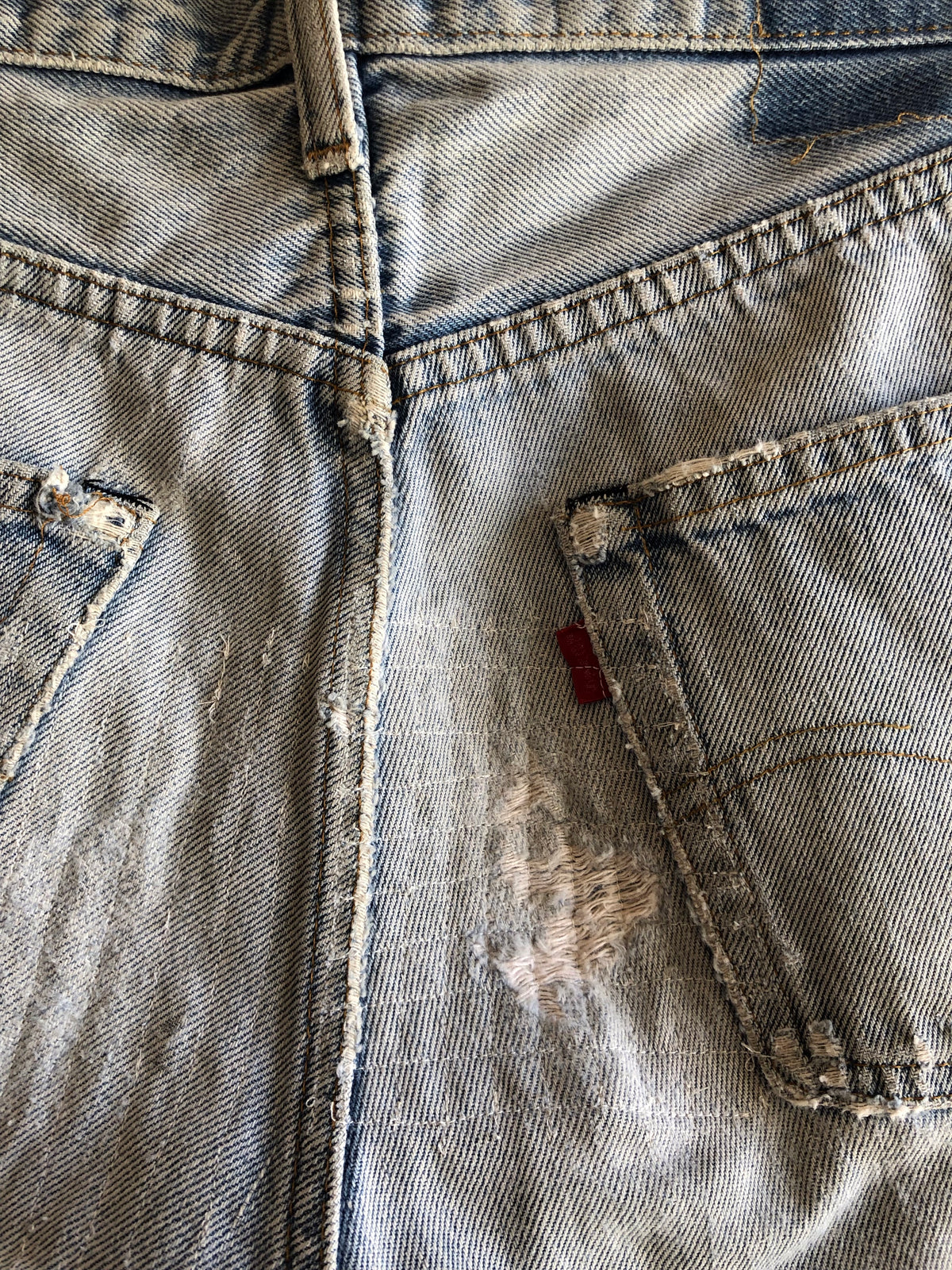 Vintage 1980’s Levi’s 501 Selvedge Denim Jeans - La Lovely Vintage 