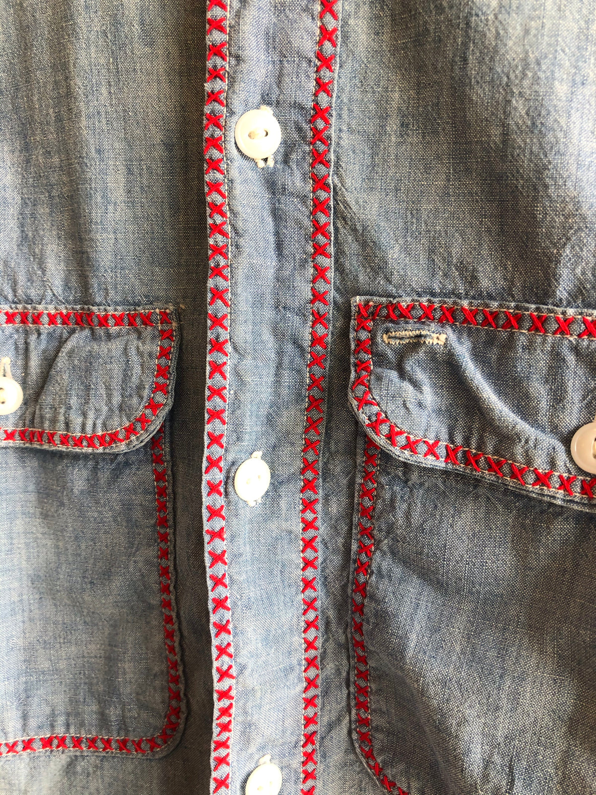 Vintage 1950’s Big Mac Embroidered Chambray Button-Up Shirt - La Lovely Vintage 