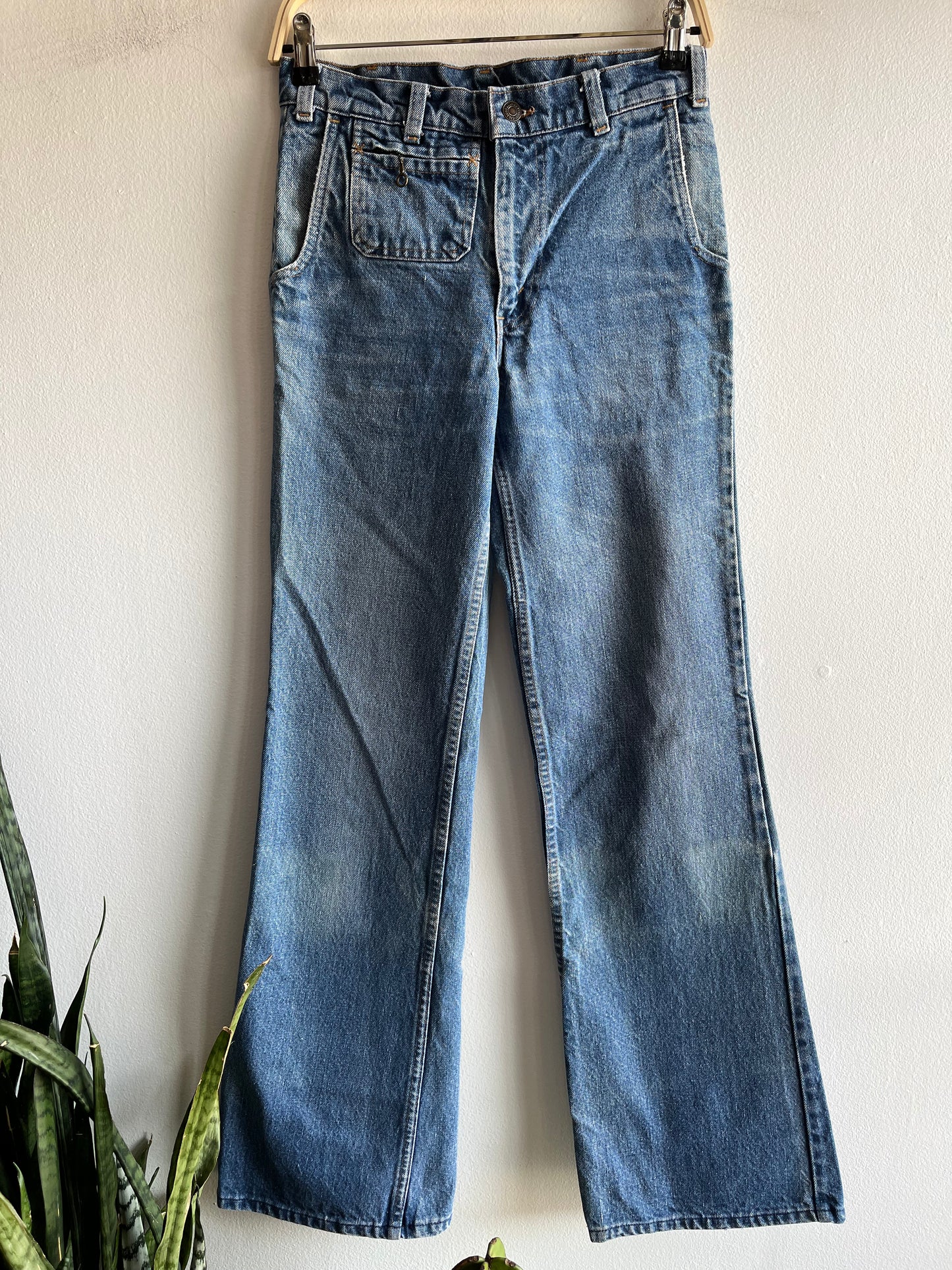 Vintage 1970s Levi’s Orange Tab Flared Denim Jeans