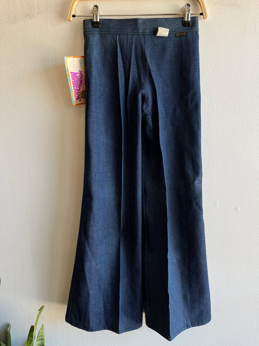 Vintage 1970’s “Young Maverick” Bell Bottom Denim Jeans - La Lovely Vintage 