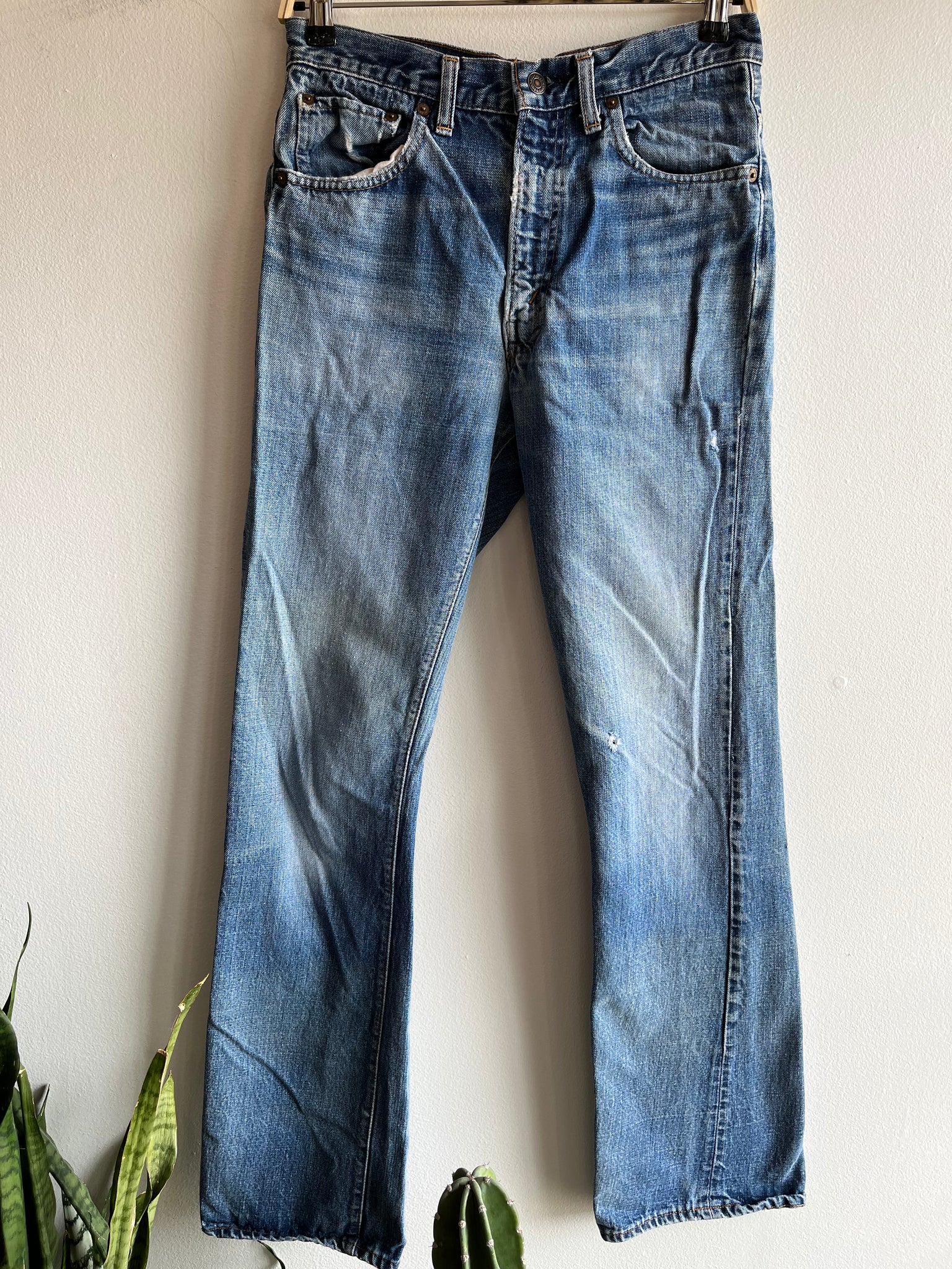 Vintage 1960's Levi's Big E 517 Denim Jeans – La Lovely Vintage Vintage 1960's Levi's Big E 517 Denim Jeans – La Lovely Vintage