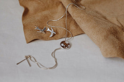Sarah Safavi Jewelry - Silver Bolo Tie Necklace - La Lovely Vintage 