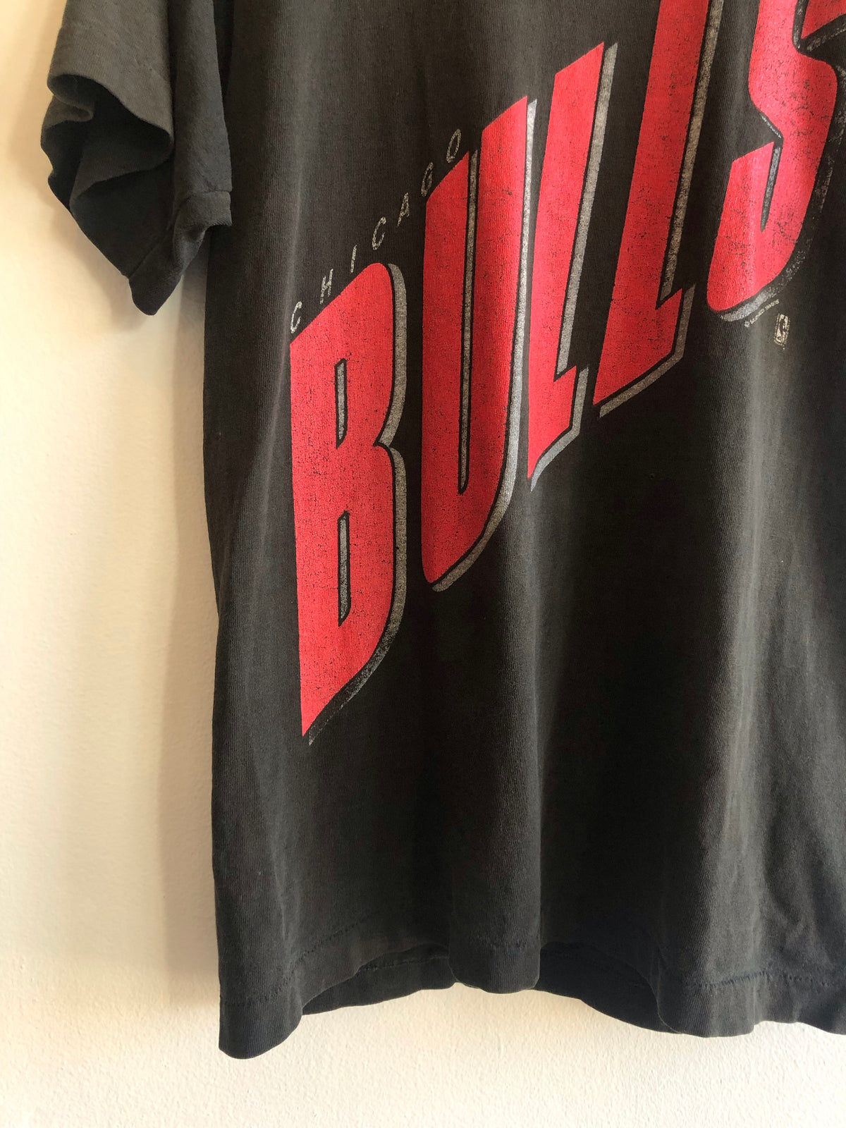 Vintage 1990’s Chicago Bulls Shirt - La Lovely Vintage 