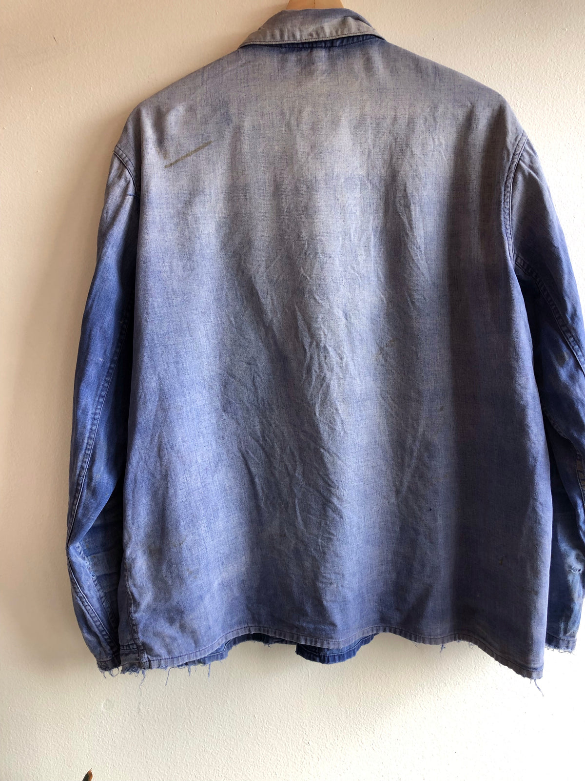 Vintage 1960’s Sun-Faded French Chore Coat - La Lovely Vintage 