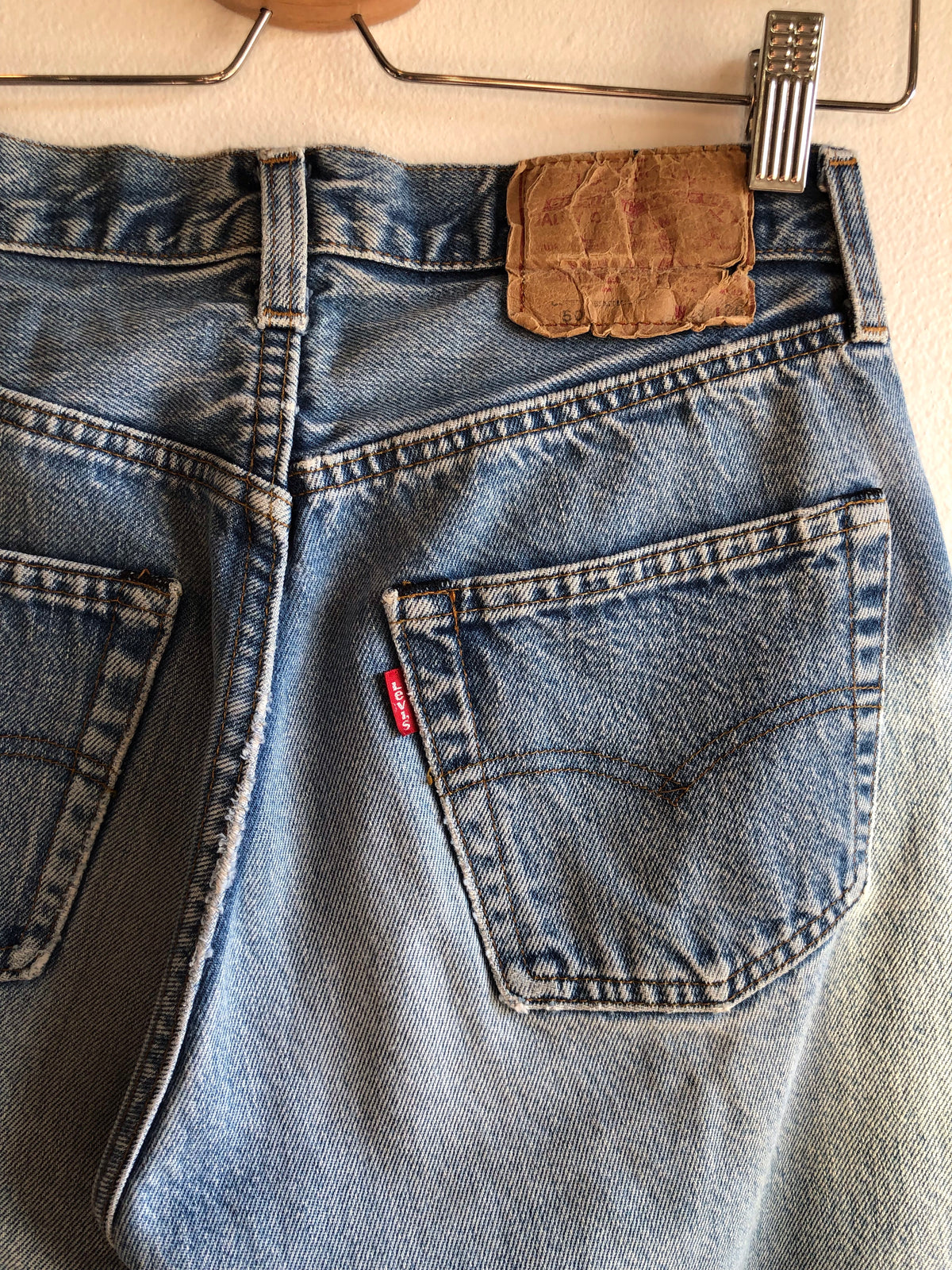 Vintage 1980's Levis 501 Selvedge Denim Jeans - La Lovely Vintage 