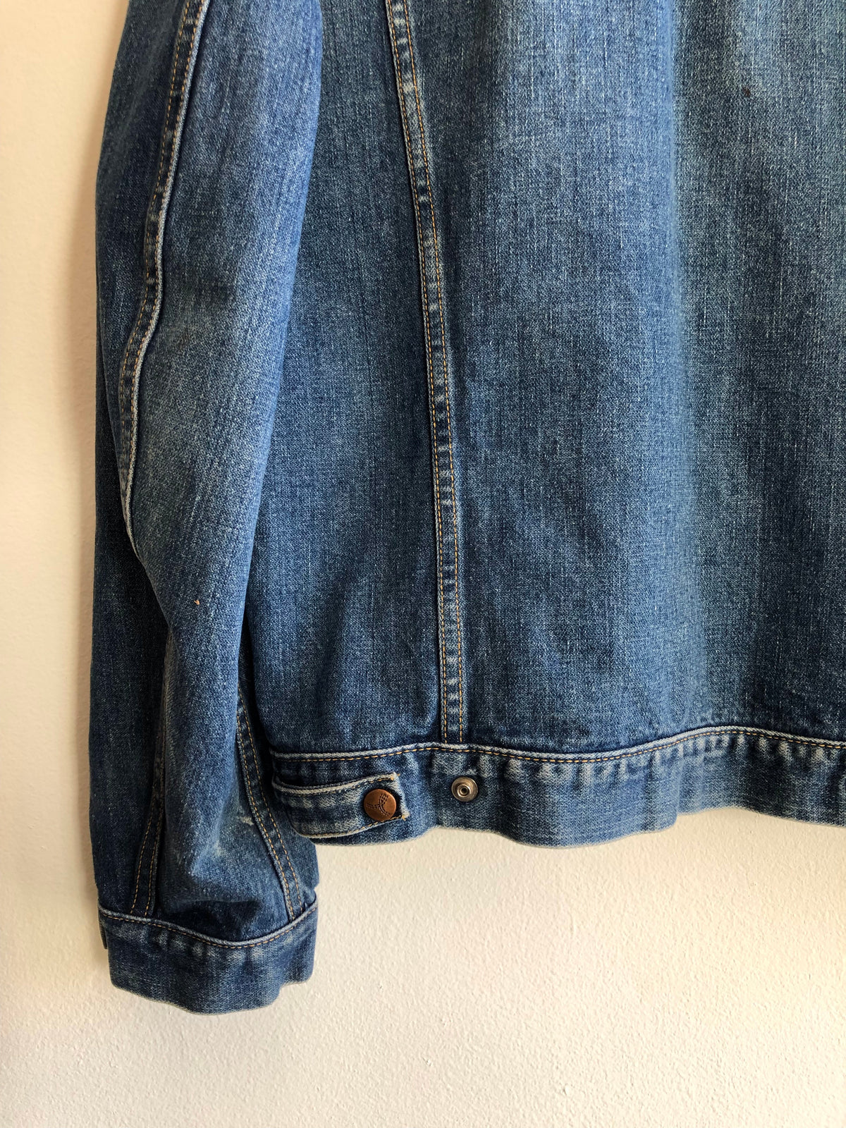 Vintage 1970’s GWG D-Pocket Denim Trucker Jacket - La Lovely Vintage 