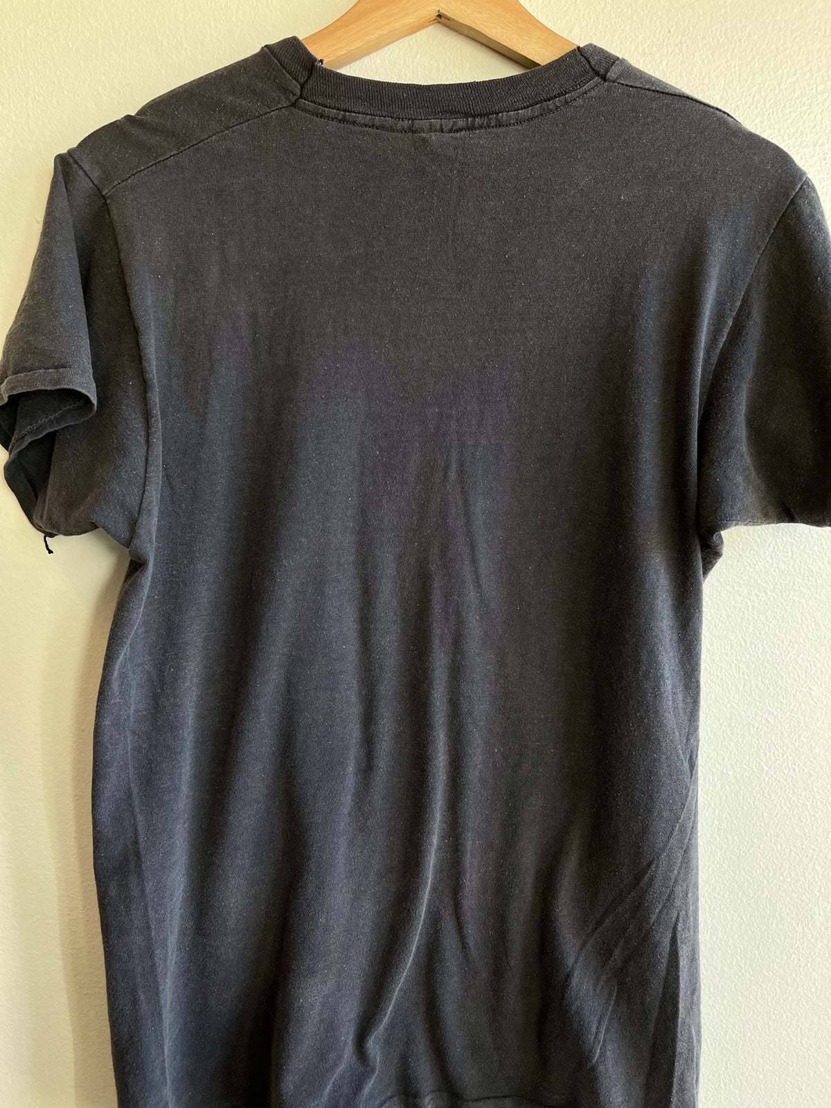 Authentic Vintage 1976 Rolling Stones T-Shirt - La Lovely Vintage 