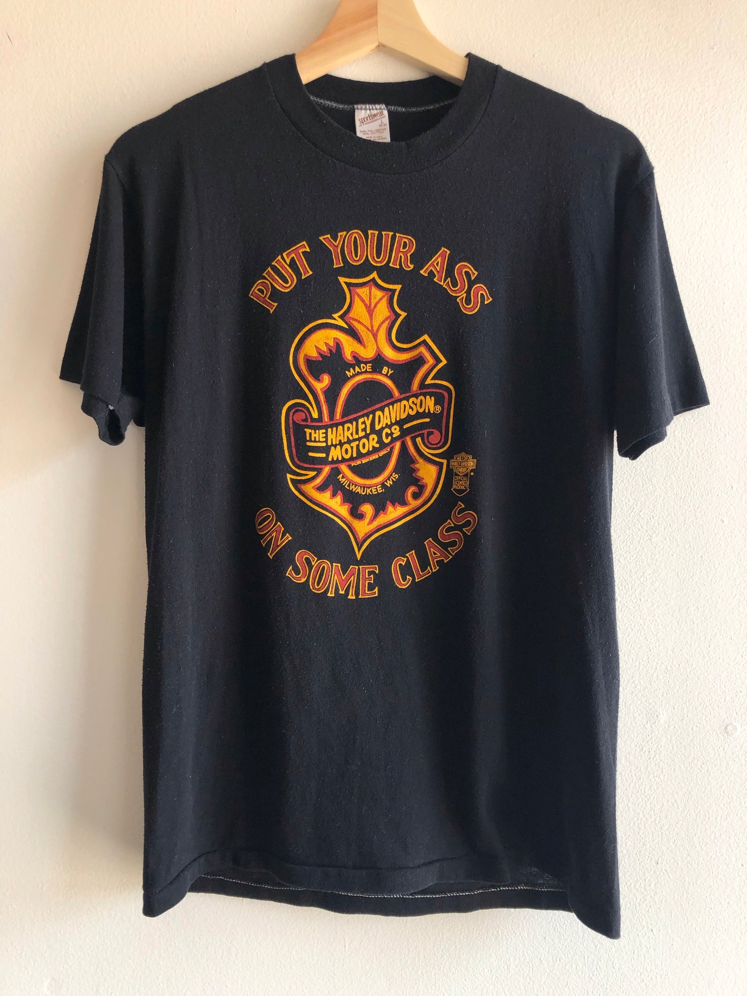 Vintage Harley Davidson “ Put Your Ass On Some Class “ Shirt