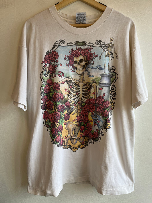 Vintage 1995 Grateful Dead Tour T-Shirt - La Lovely Vintage 