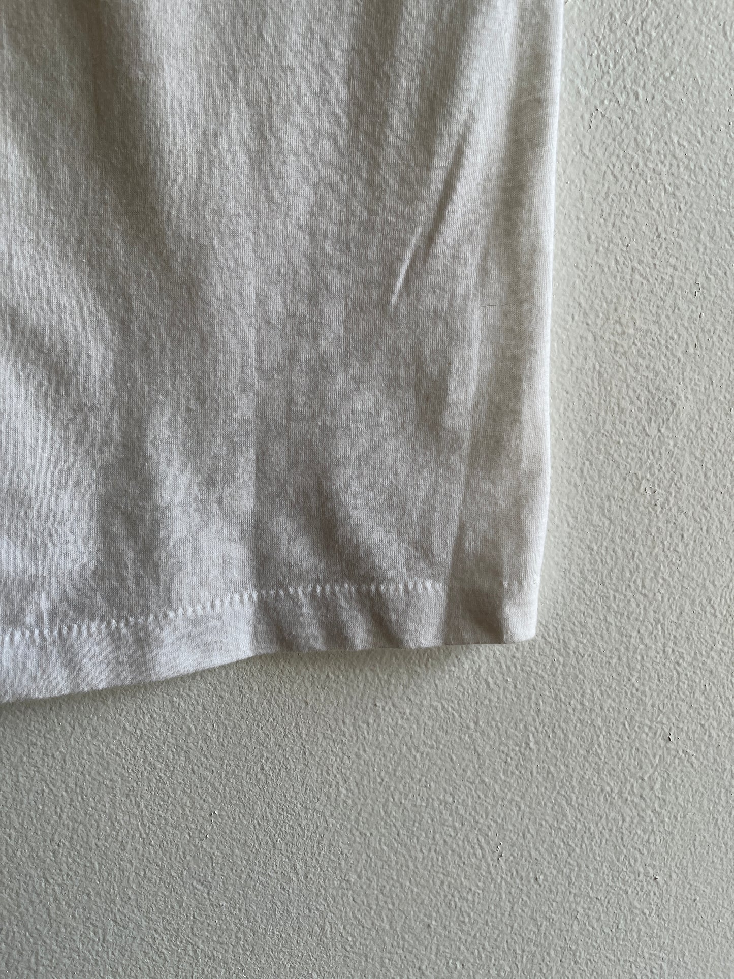 Vintage 1980’s Chicago Cubs Sleeveless T-Shirt - La Lovely Vintage 