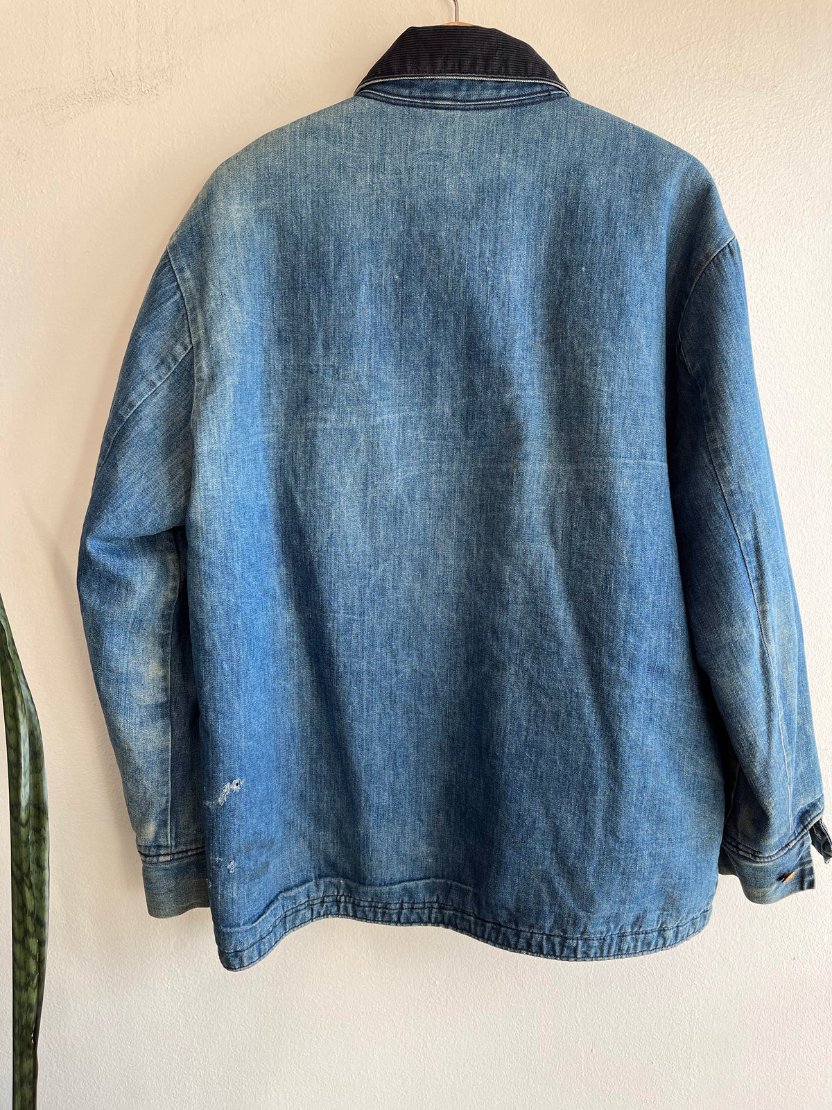 Vintage 1960’s Wrangler Blanket-Lined Denim Chore Coat - La Lovely Vintage 
