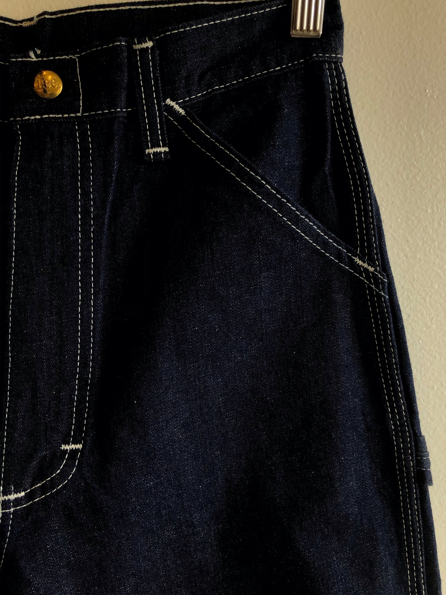 Vintage 70's Deadstock LEE Carpenters Dungarees - La Lovely Vintage 