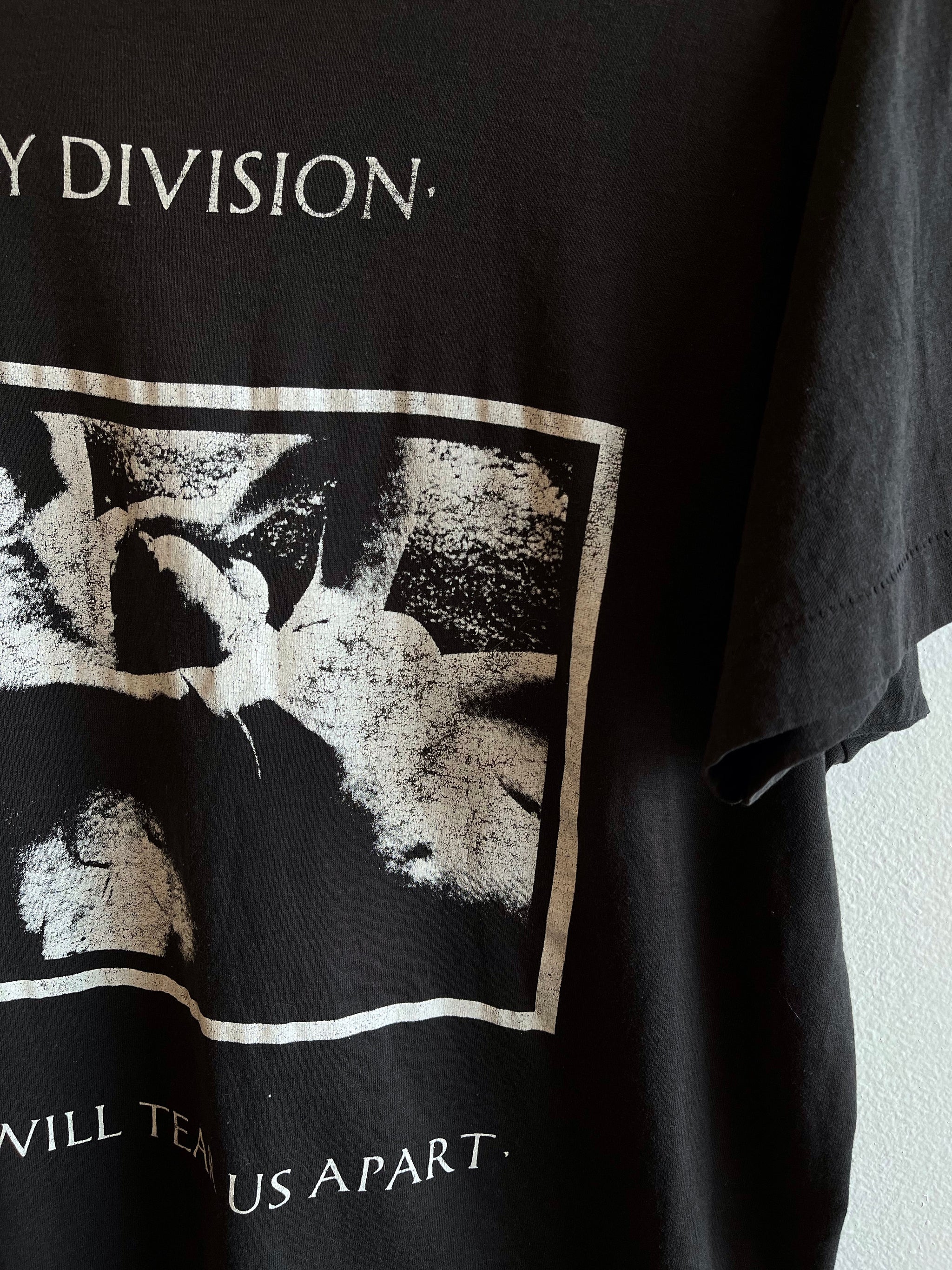 Vintage 1980's Joy Division “Love Will Tear Us Apart” T-Shirt – La