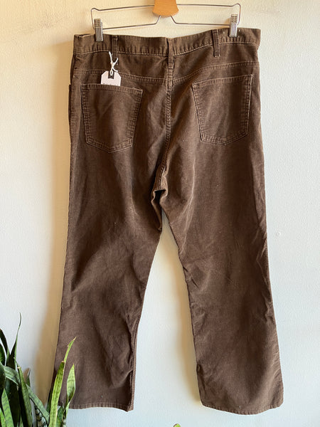 Vintage 1970’s Levi’s 517 Corduroy Pants - Brown