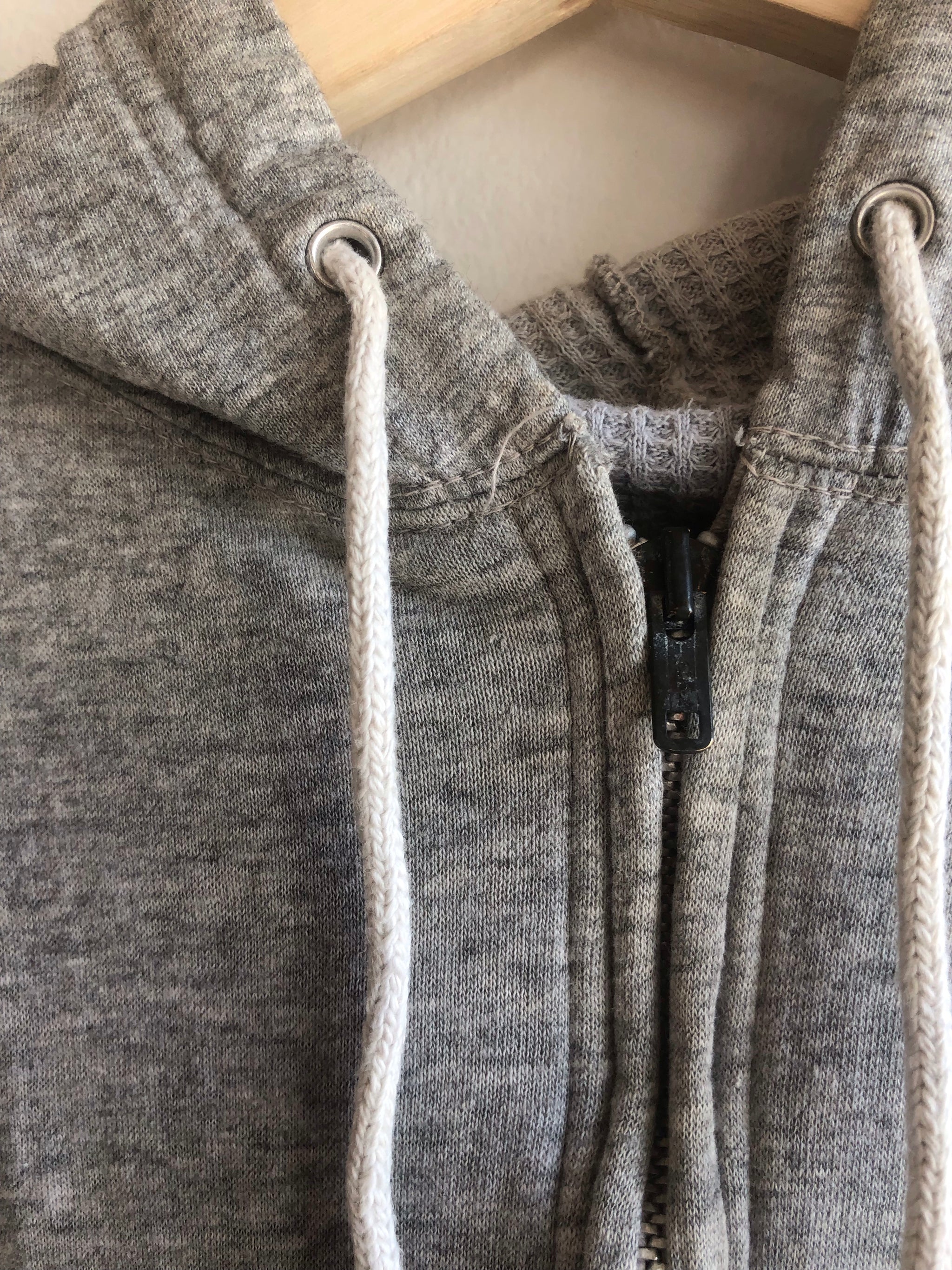 Vintage 1960's Thermal Lined Hooded Zip-Up Sweatshirt – La Lovely