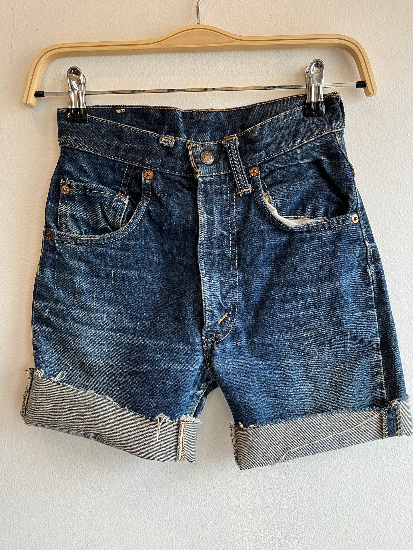 Vintage 1960’s Levi’s “Big E” 4170217 Denim Shorts - La Lovely Vintage 