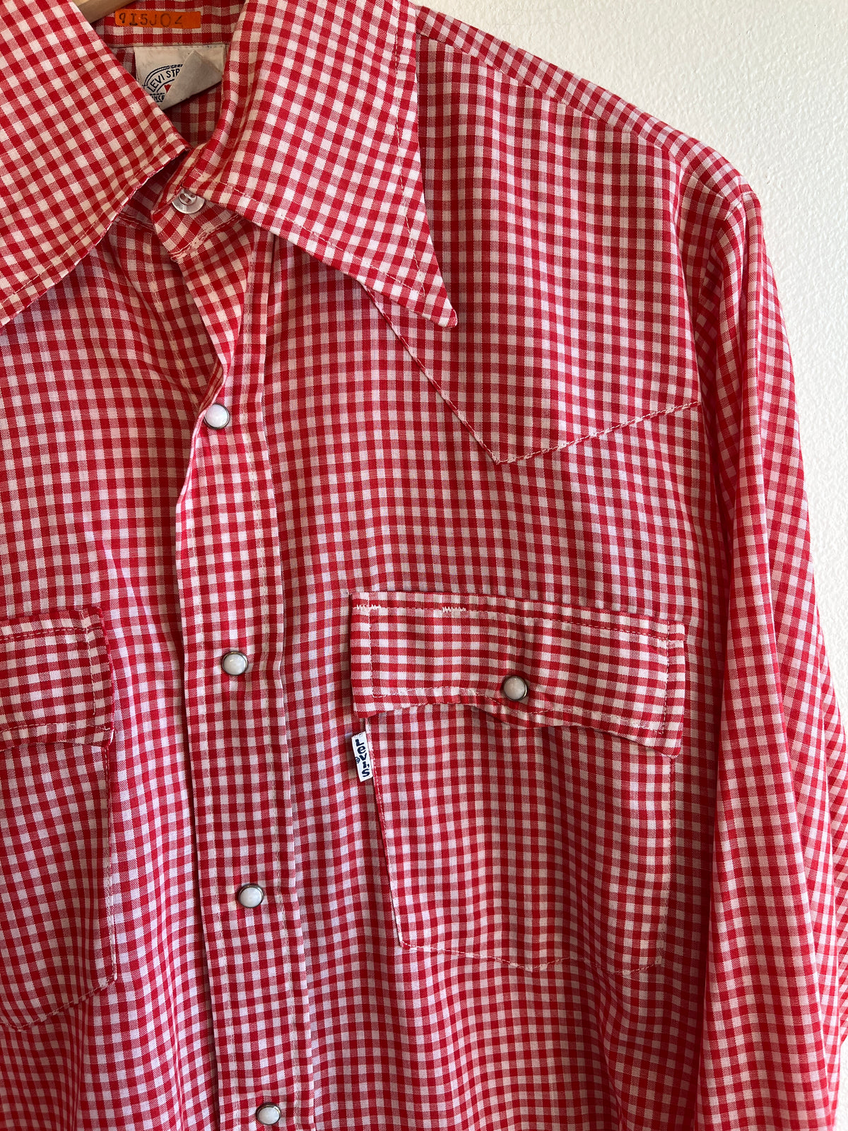 Vintage 1970/80’s Levi’s Gingham Pearl Snap Button-Up Shirt - La Lovely Vintage 