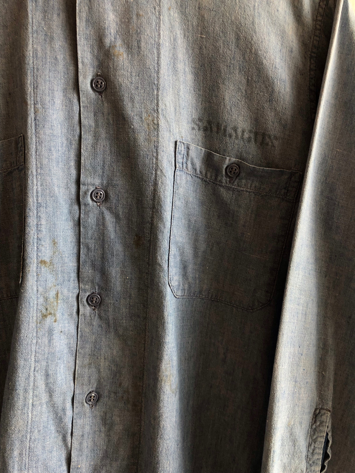 Vintage 1940’s WWII Era Selvedge Chambray Button Up Shirt - La Lovely Vintage 