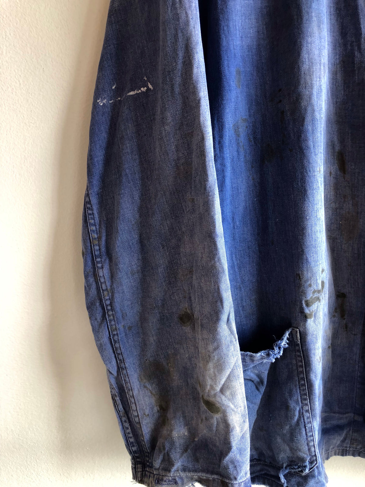 Vintage 1960’s Sun-Faded French Chore Coat - La Lovely Vintage 