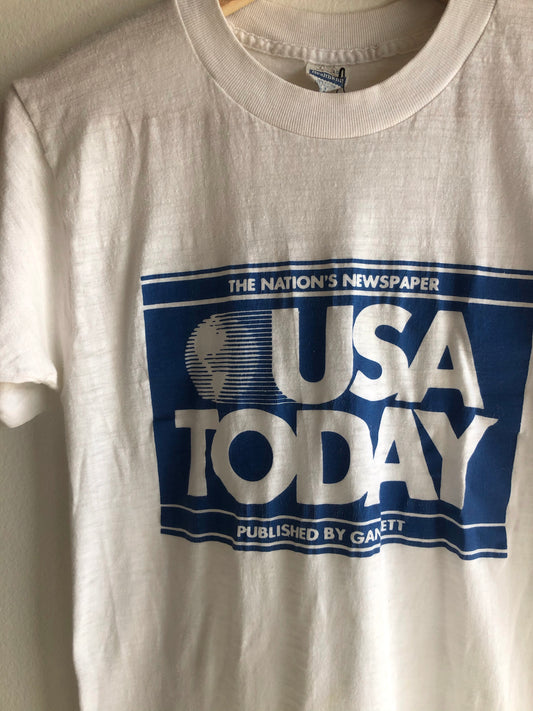 Vintage 1970’s USA Today Newspaper T-Shirt - La Lovely Vintage 