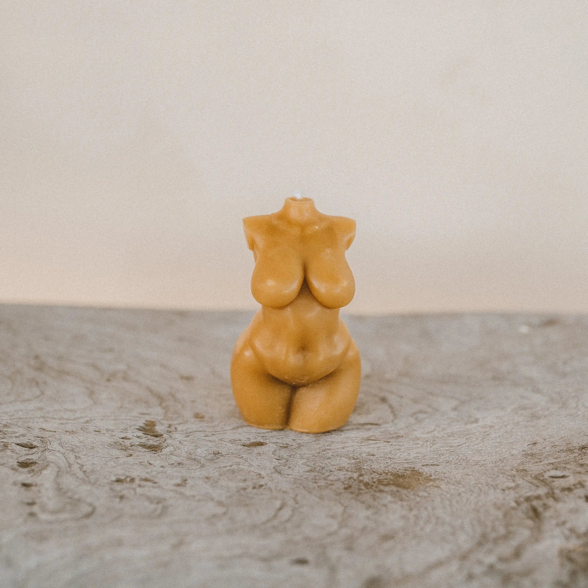 Mother Madre Bees - Abundant Goddess Candle - La Lovely Vintage 