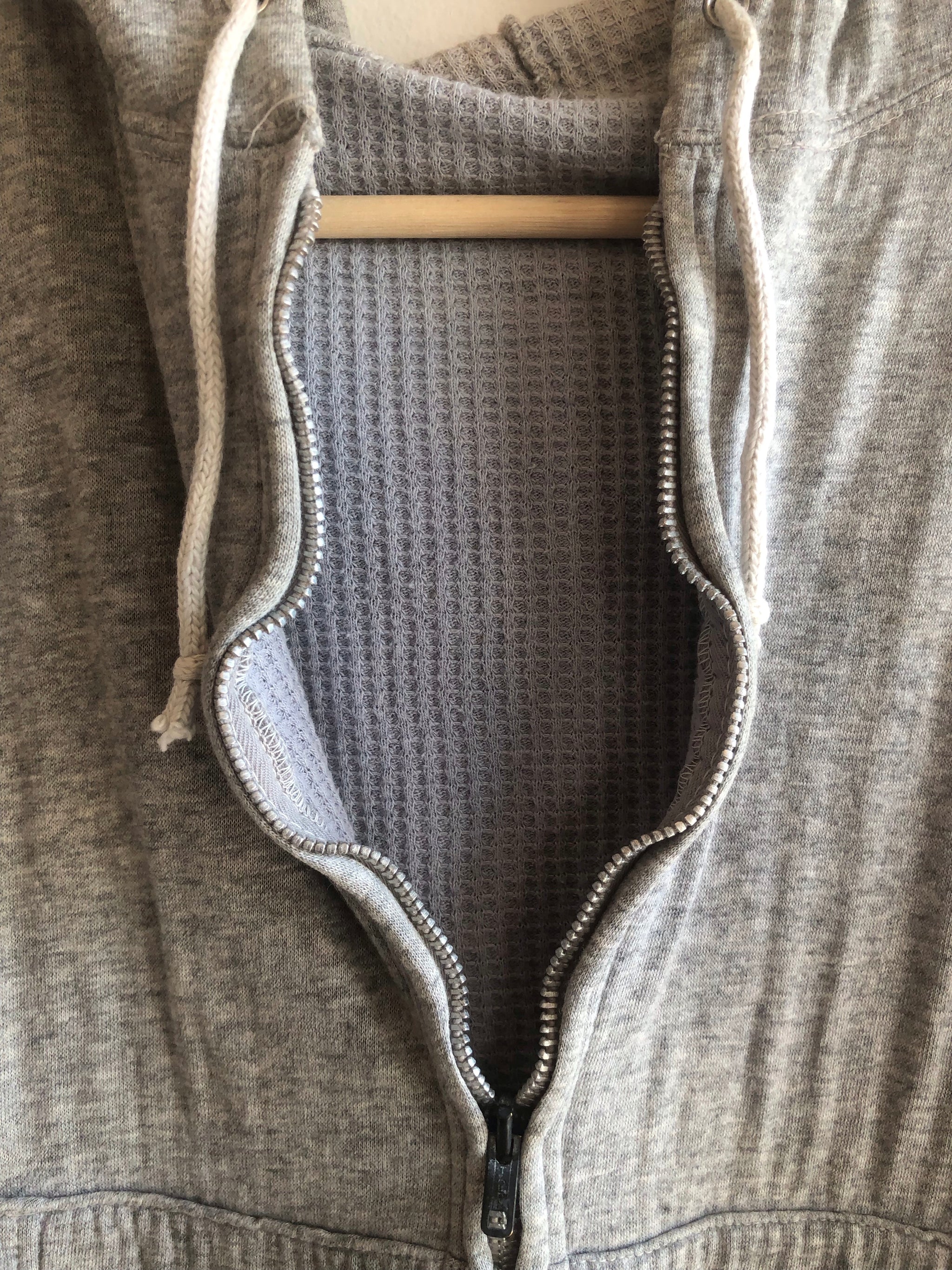 Vintage 1960's Thermal Lined Hooded Zip-Up Sweatshirt – La Lovely