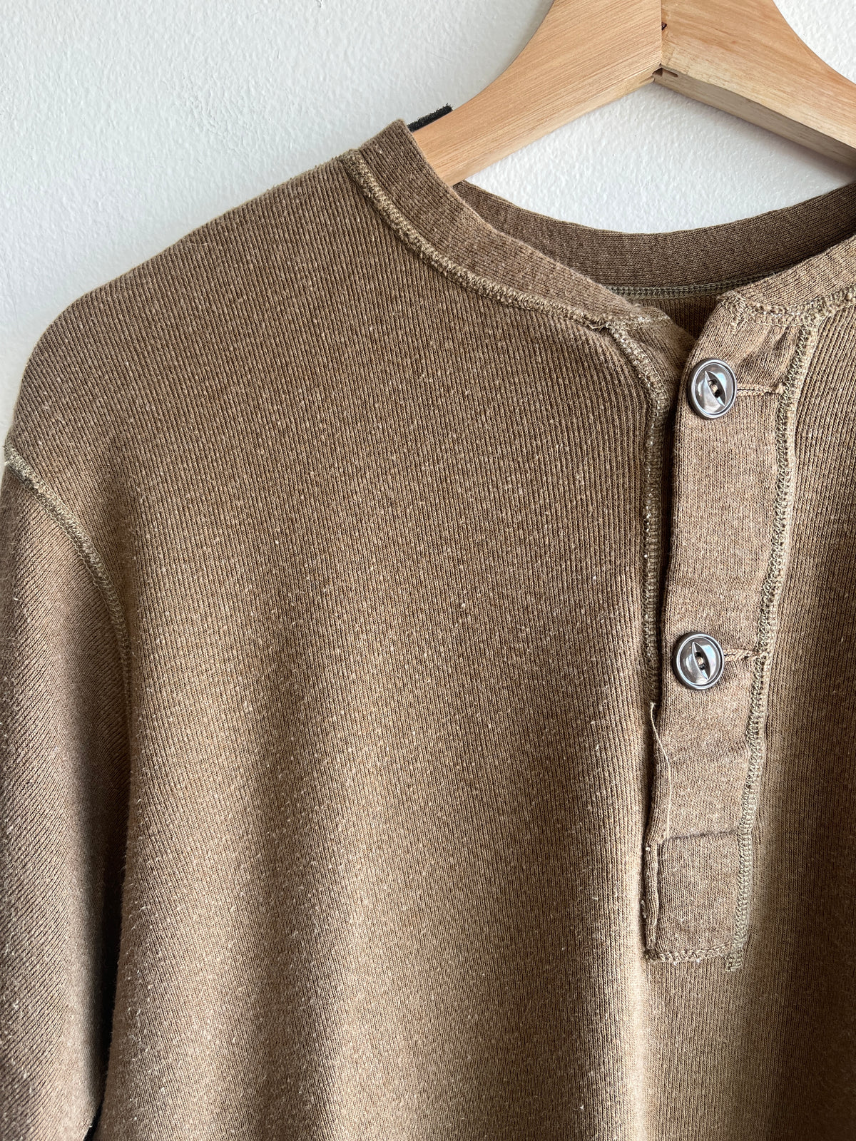 Vintage 1990’s Military Issue Olive Thermal Shirt - La Lovely Vintage 