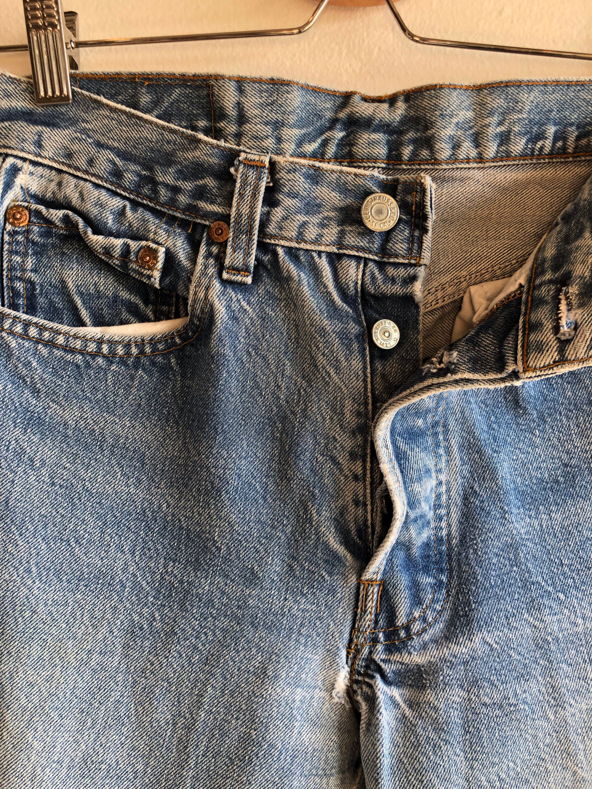 Vintage 1980's Levis 501 Selvedge Denim Jeans - La Lovely Vintage 
