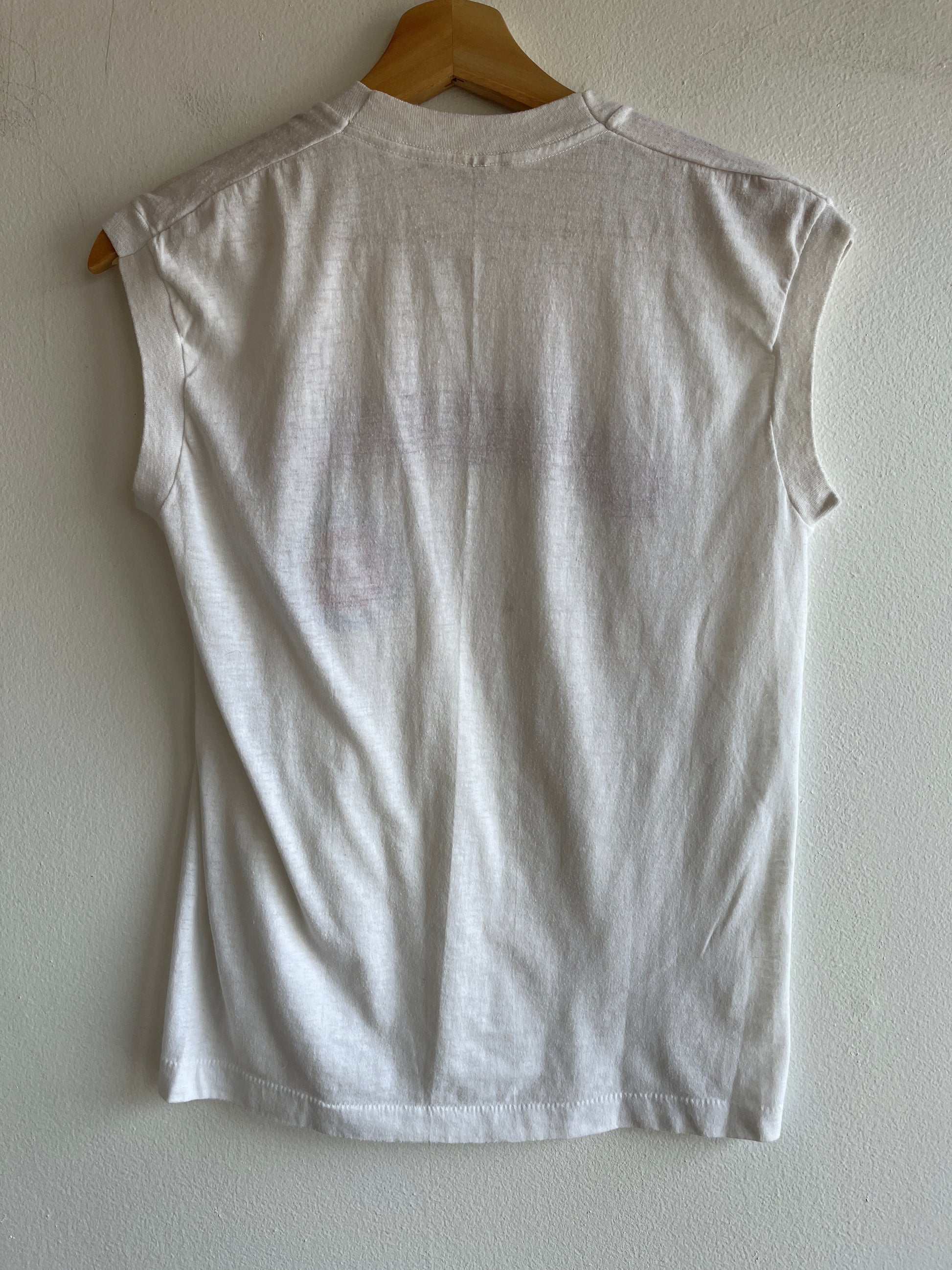Vintage 1980’s Chicago Cubs Sleeveless T-Shirt - La Lovely Vintage 