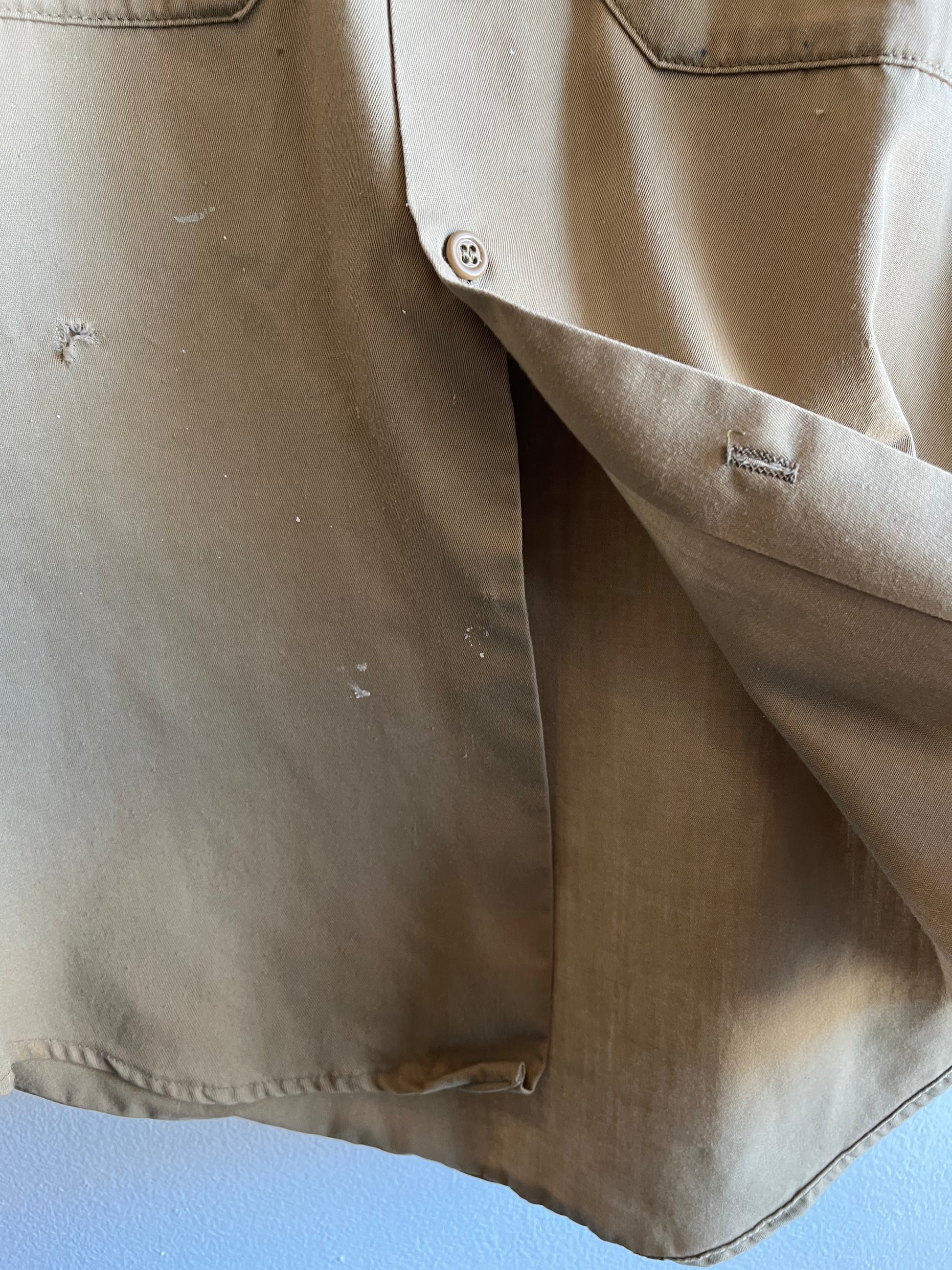 Vintage 1960’s Army Tan Button-Up Shirt - La Lovely Vintage 