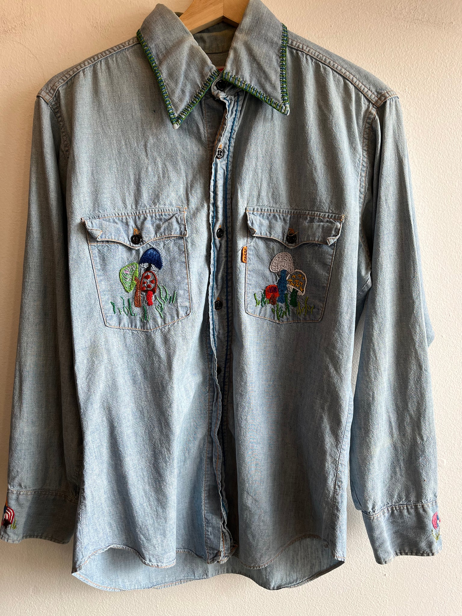 Vintage 1970’s Levi’s Embroidered Chambray shirt