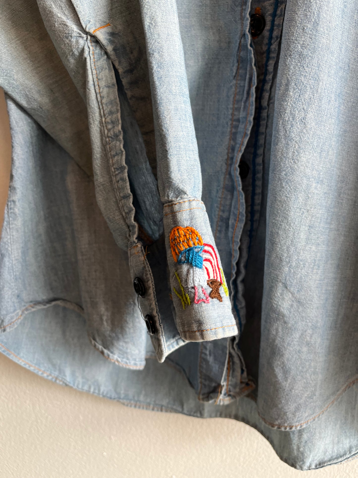 Vintage 1970’s Levi’s Embroidered Chambray shirt