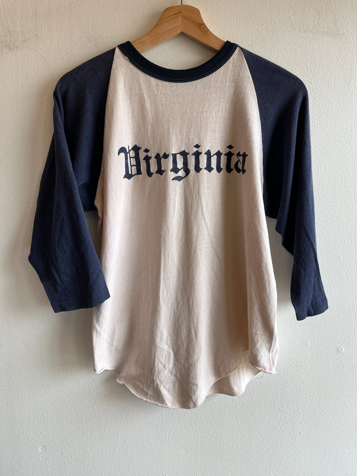Vintage 1960’s Virginia University Raglan T-Shirt - La Lovely Vintage 