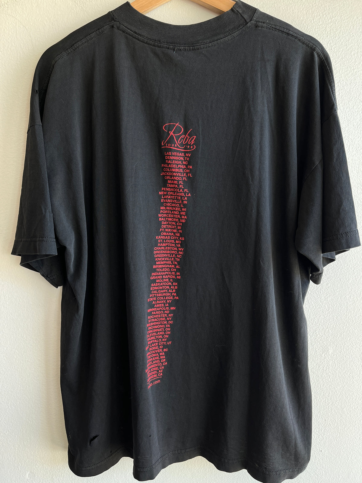 Vintage 1998 Reba Tour T-Shirt - La Lovely Vintage 